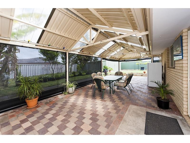 20 Castlerock Avenue, Waikiki WA 6169