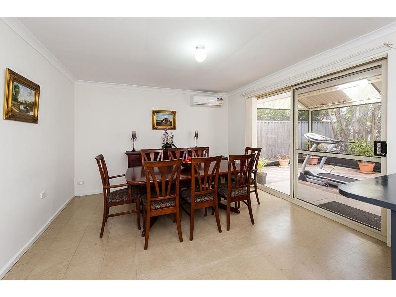 20 Castlerock Avenue, Waikiki WA 6169