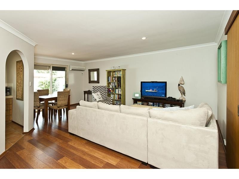 2/27 Nettleton Way, Safety Bay WA 6169