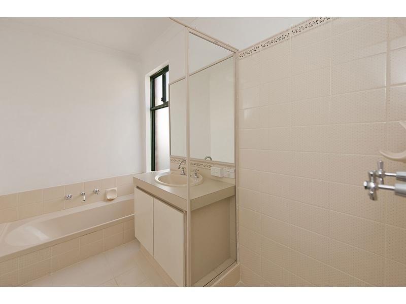 8/10 Dowling Street, Rockingham WA 6168