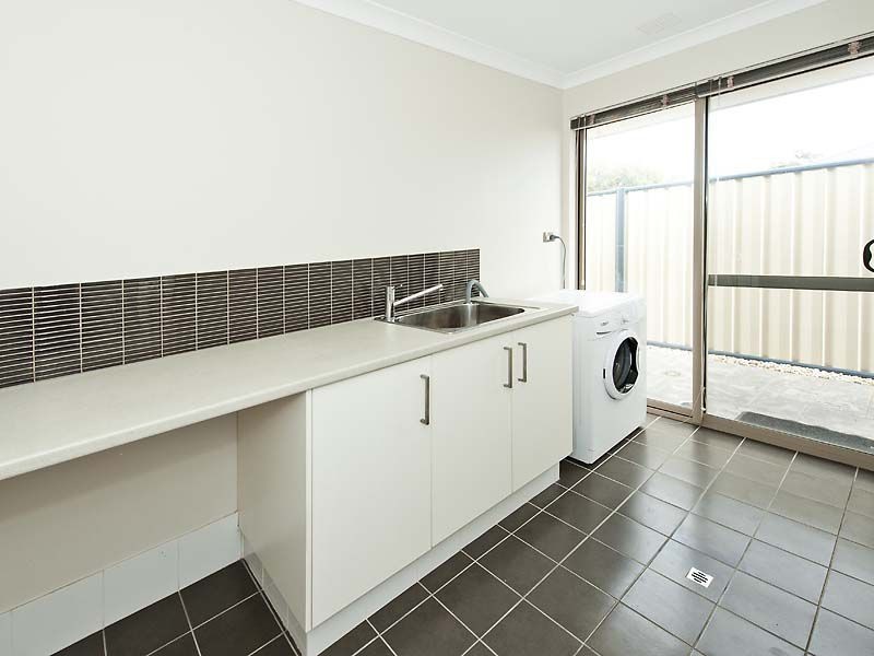 18 Newbridge Street, Meadow Springs WA 6210