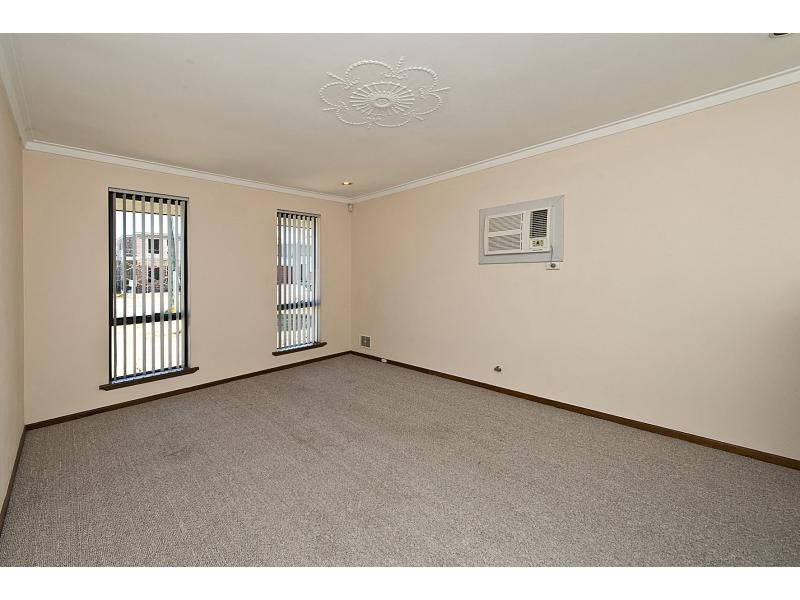 105 Hamilton Street, Stirling WA 6021