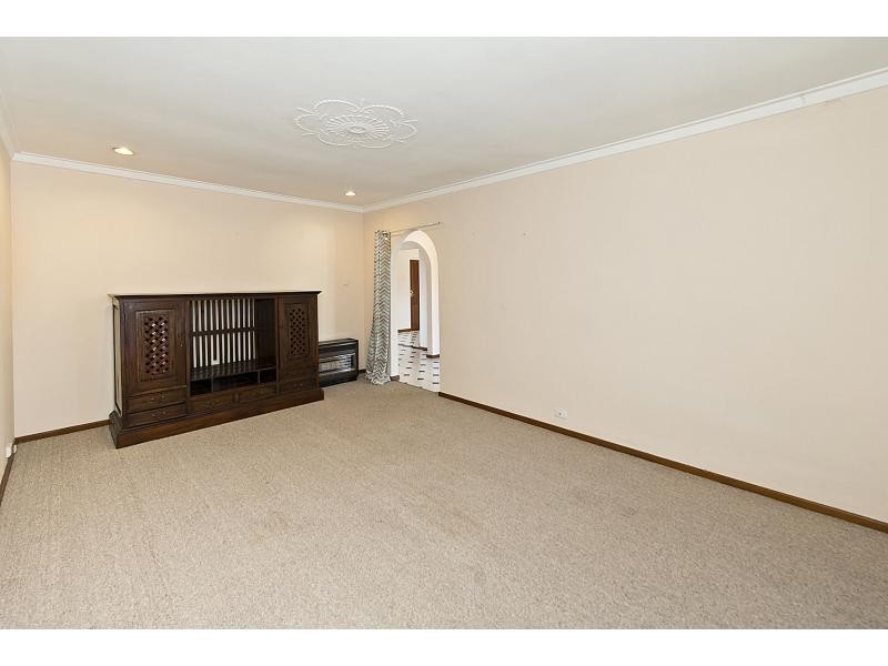 105 Hamilton Street, Stirling WA 6021