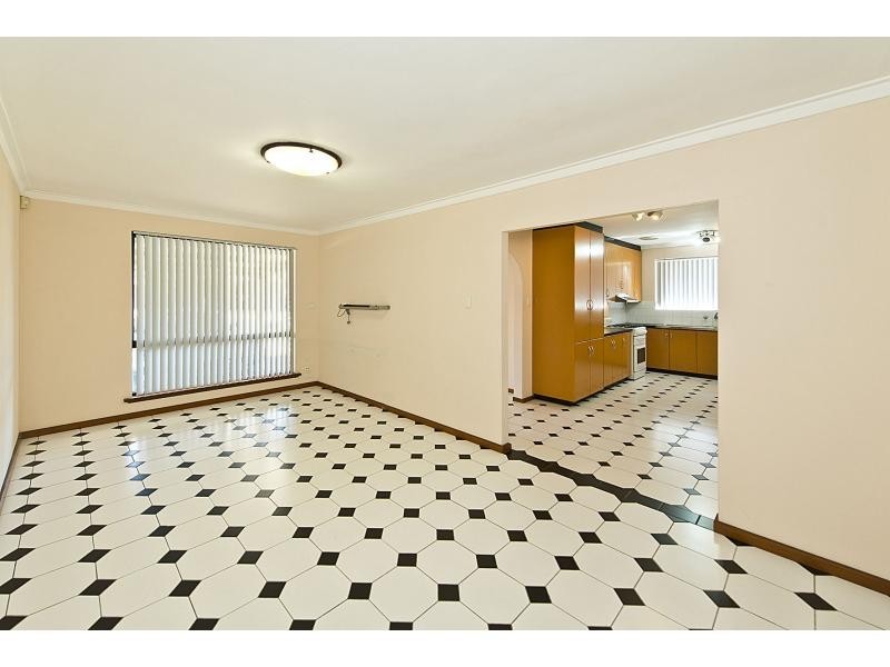 105 Hamilton Street, Stirling WA 6021