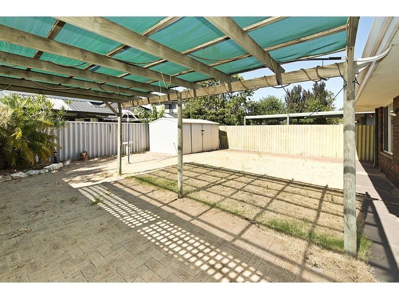 105 Hamilton Street, Stirling WA 6021