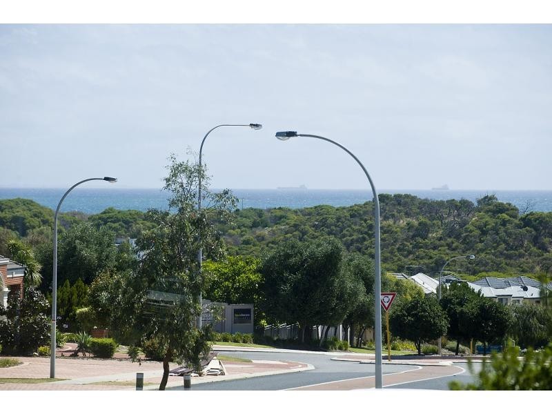 97 Flinders Avenue, Hillarys WA 6025