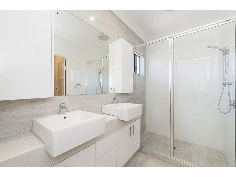 4D Knight Avenue, Yokine WA 6060