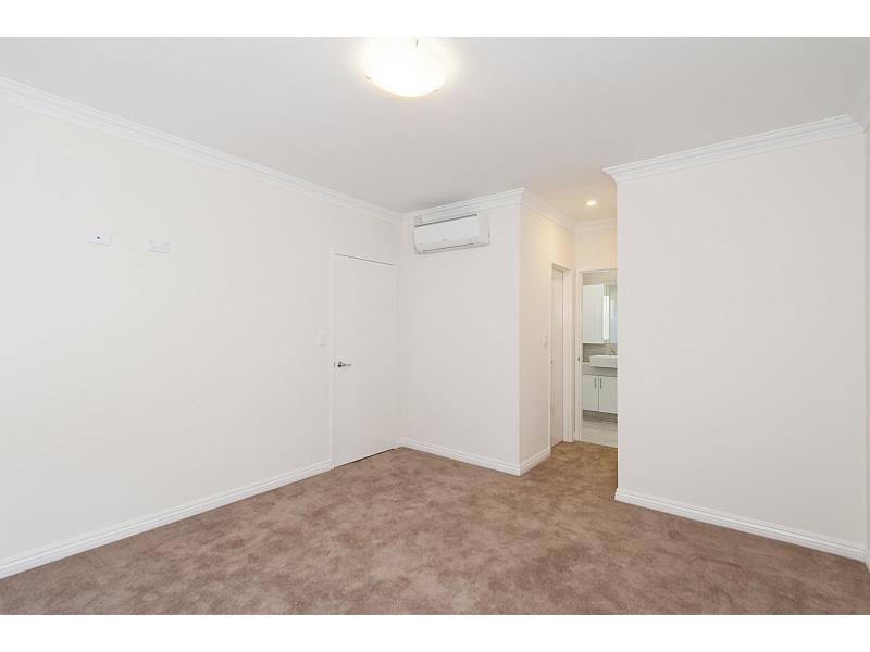 4D Knight Avenue, Yokine WA 6060