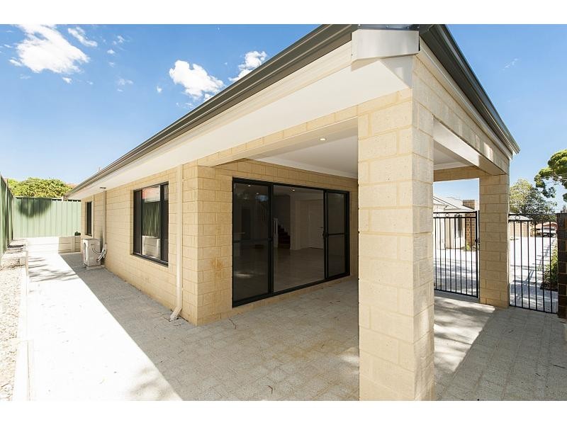4D Knight Avenue, Yokine WA 6060