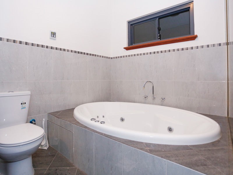 15 Ash Road, Carmel WA 6076