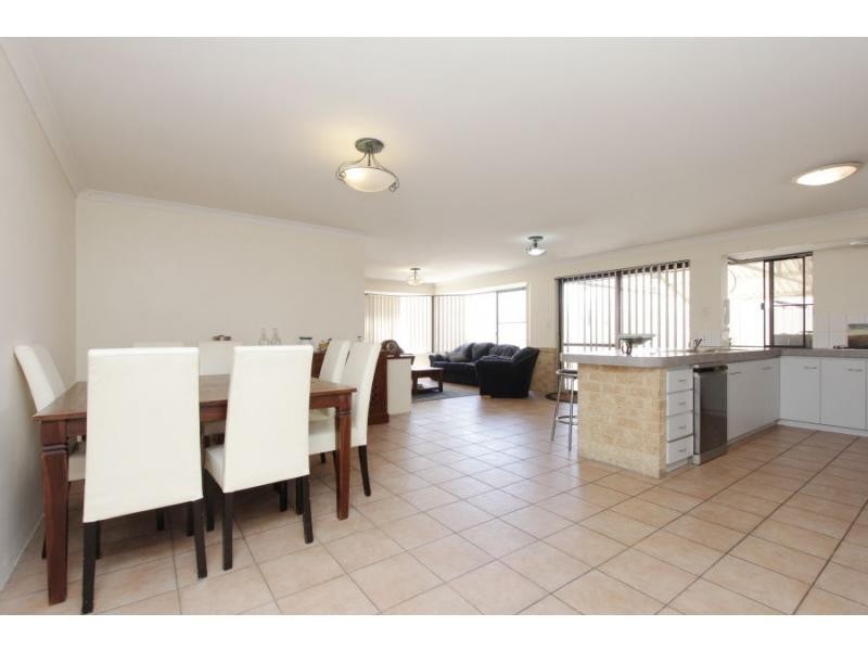 4 Binar Court, South Guildford WA 6055