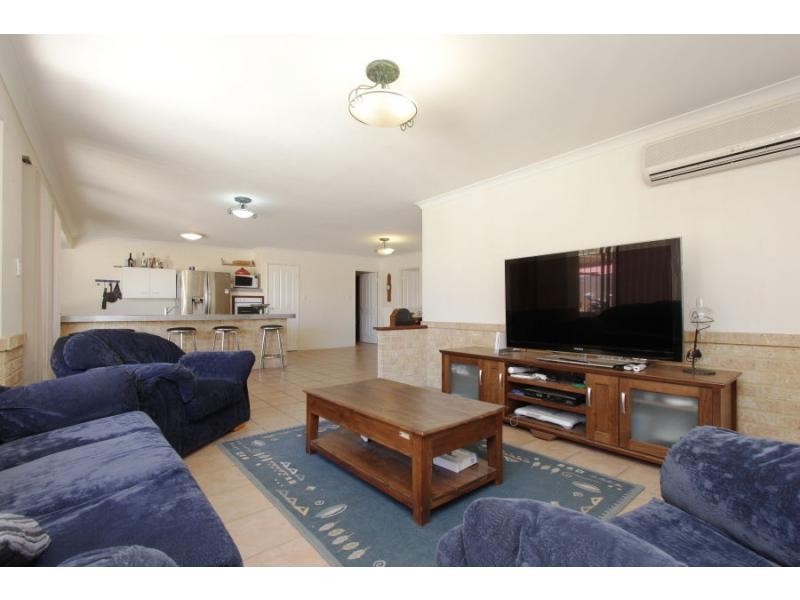 4 Binar Court, South Guildford WA 6055