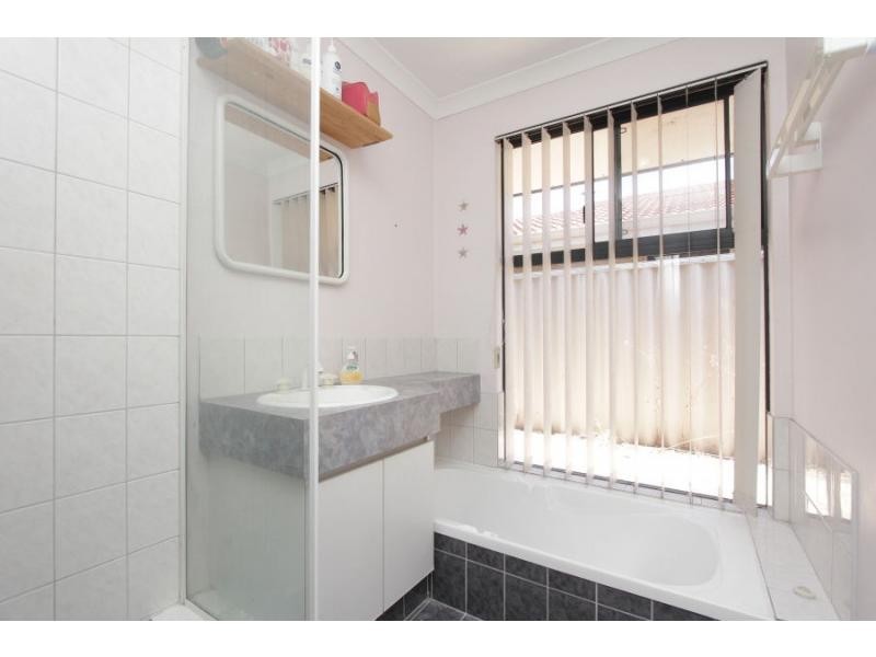 4 Binar Court, South Guildford WA 6055