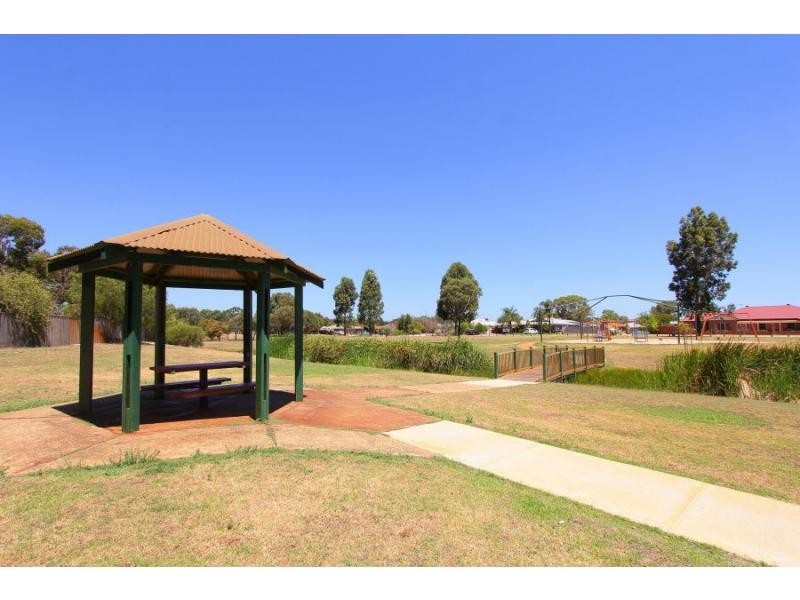 4 Binar Court, South Guildford WA 6055