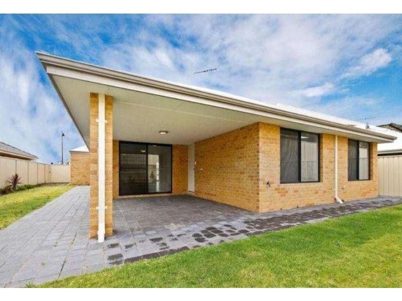 9 Willerin Loop, Success WA 6164