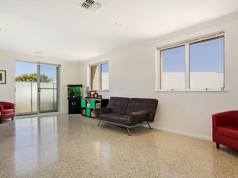 23 Churchill Avenue, Shoalwater WA 6169