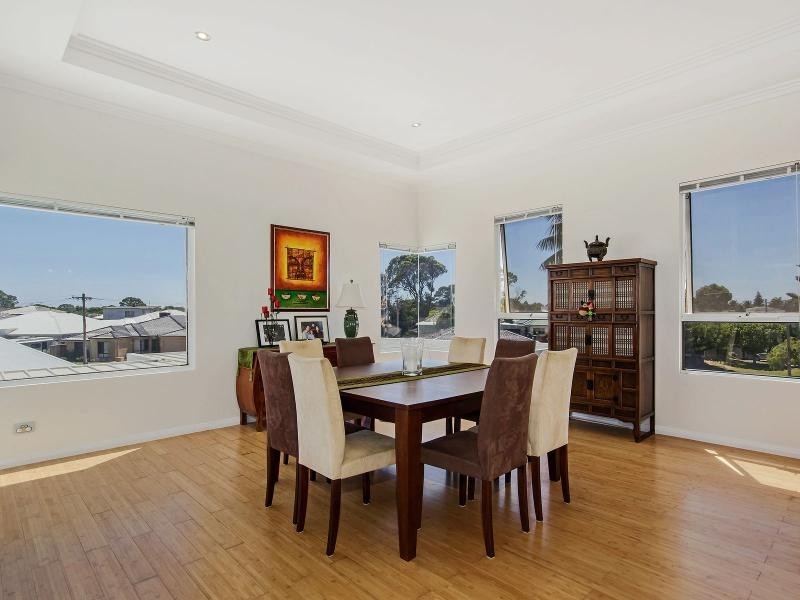 23 Churchill Avenue, Shoalwater WA 6169