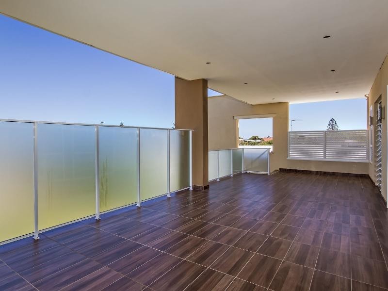 23 Churchill Avenue, Shoalwater WA 6169