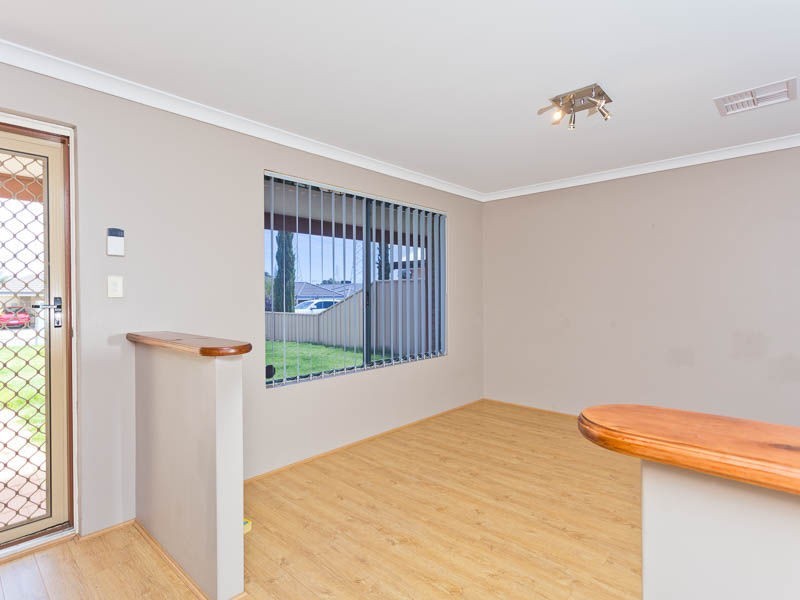 6 Wambiri Close, South Lake WA 6164