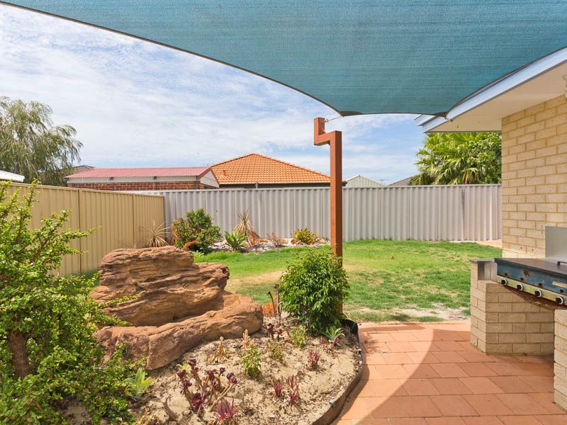 6 Wambiri Close, South Lake WA 6164