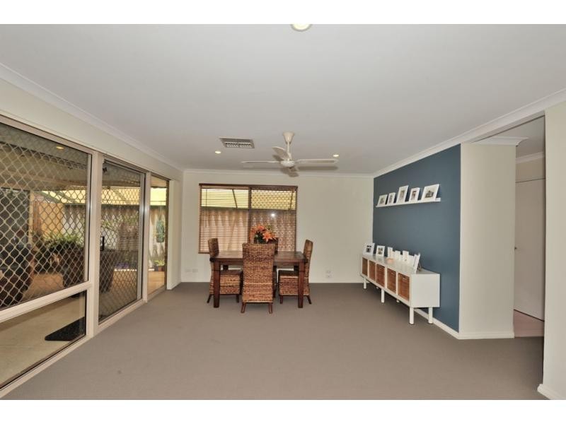 4 Lima Close, Warnbro WA 6169