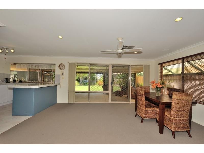 4 Lima Close, Warnbro WA 6169