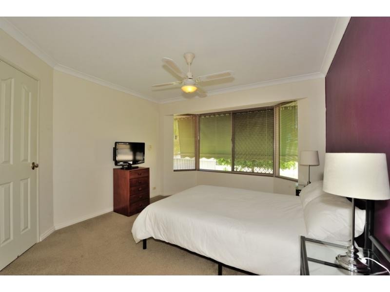 4 Lima Close, Warnbro WA 6169