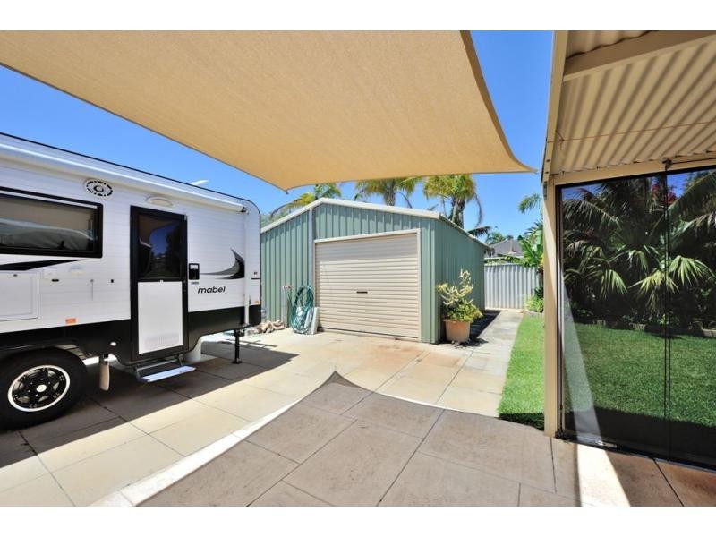 4 Lima Close, Warnbro WA 6169