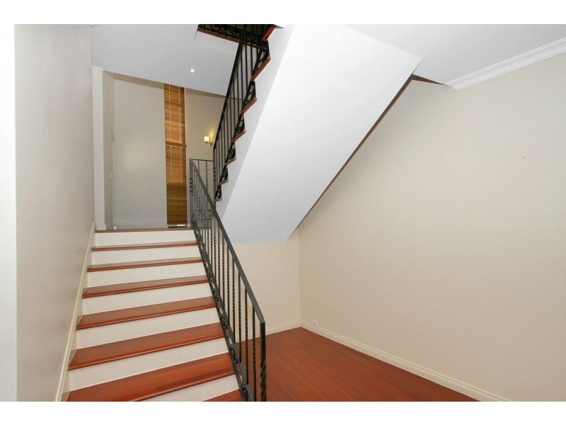 46 Jewel Lane, East Perth WA 6004