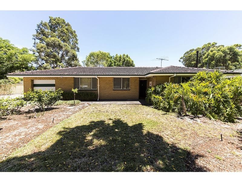 19 Ottaway Street, Kelmscott WA 6111