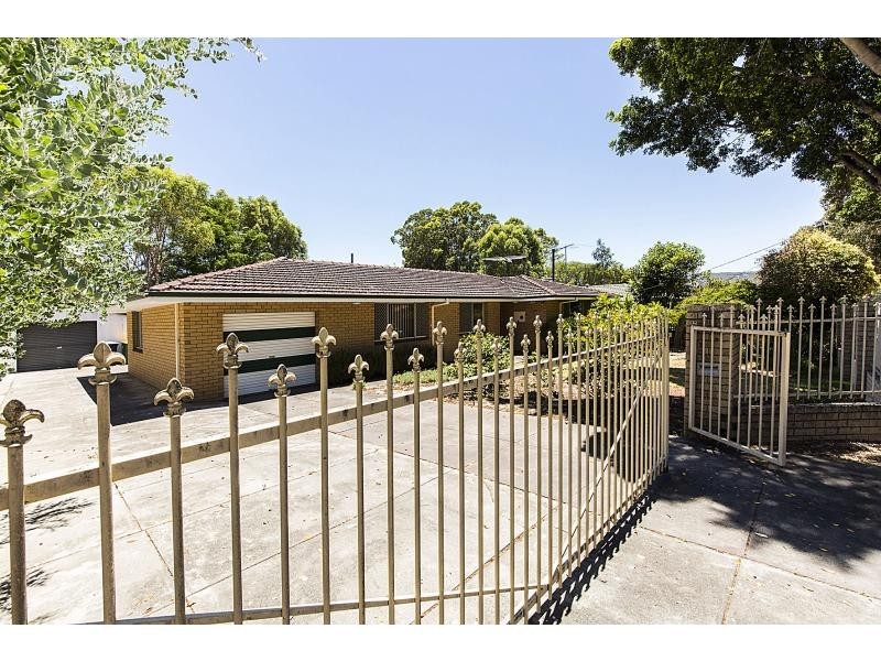 19 Ottaway Street, Kelmscott WA 6111