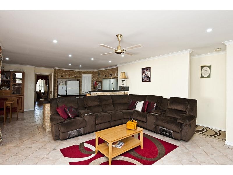 22 Sheridan Way, Port Kennedy WA 6172