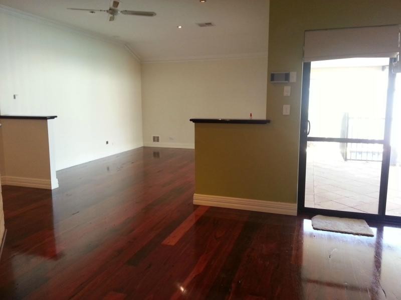 62 Morfontaine Parade, Port Kennedy WA 6172