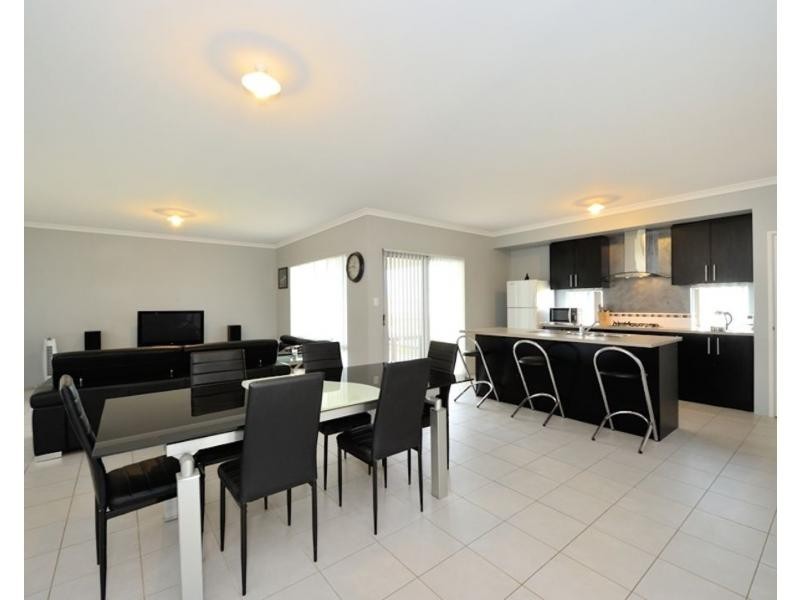 24 Portman Parade, Baldivis WA 6171