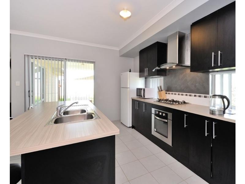 24 Portman Parade, Baldivis WA 6171