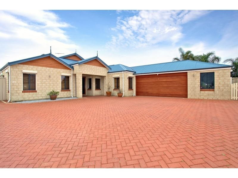 37 Busch Parkway, Pearsall WA 6065