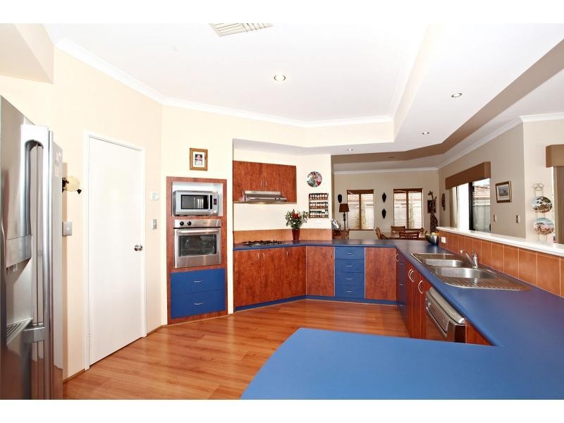 37 Busch Parkway, Pearsall WA 6065