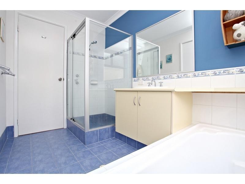 37 Busch Parkway, Pearsall WA 6065