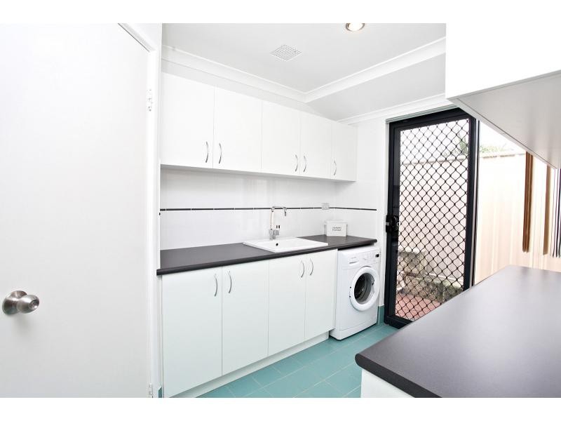 37 Busch Parkway, Pearsall WA 6065