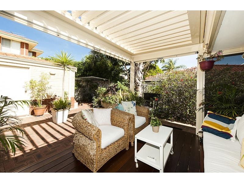 5/6 Kinsella Street, Joondanna WA 6060