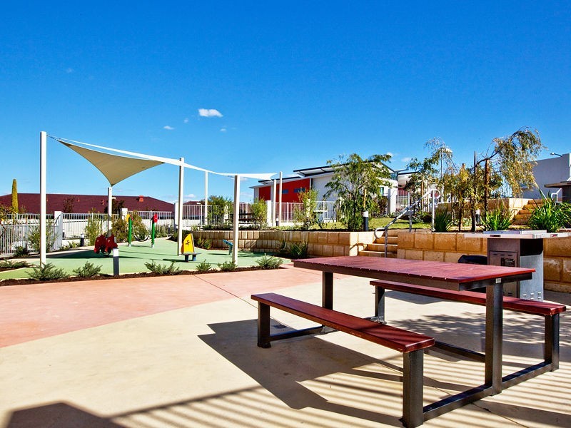 19/6 Ibera Way, Success WA 6164