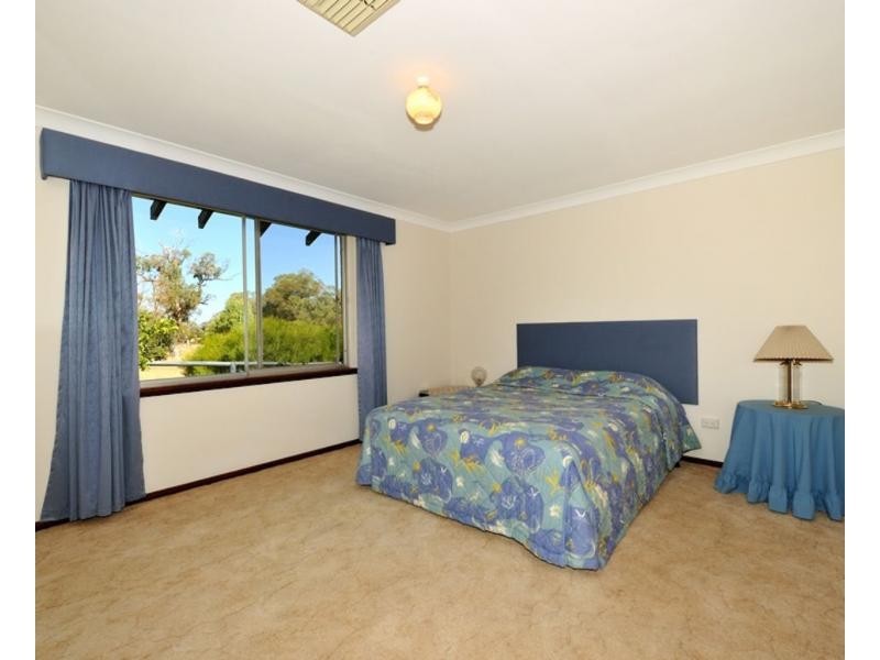 17 Outridge Road, Baldivis WA 6171