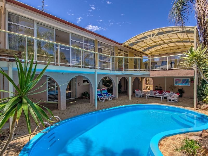 15 Churchill Avenue, Shoalwater WA 6169