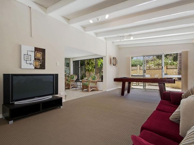 15 Churchill Avenue, Shoalwater WA 6169