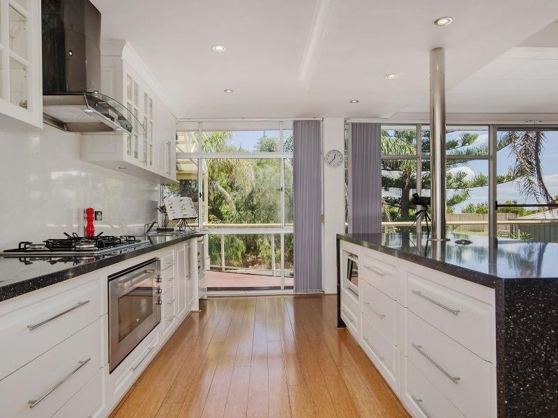 15 Churchill Avenue, Shoalwater WA 6169