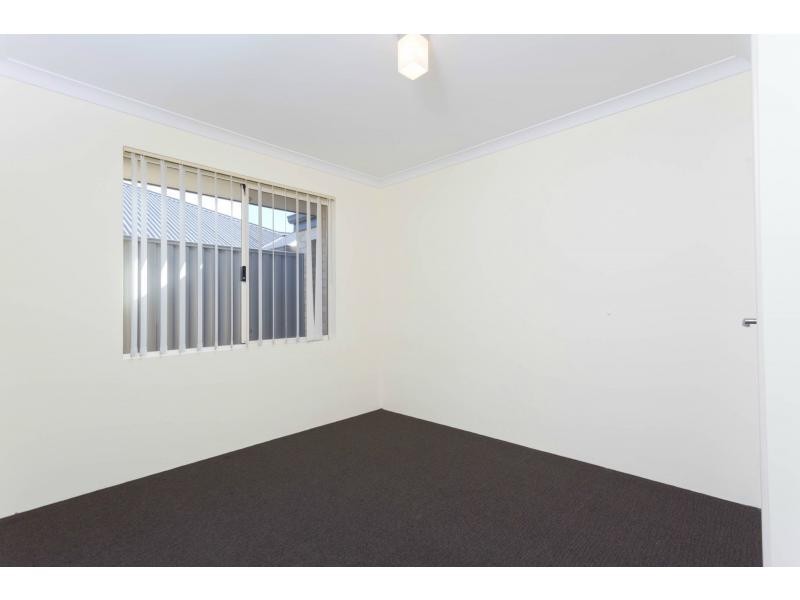 18 Wellman Avenue, Piara Waters WA 6112