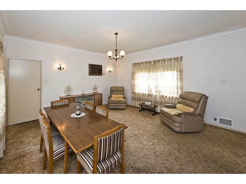 4 Dumfries Road, Floreat WA 6014