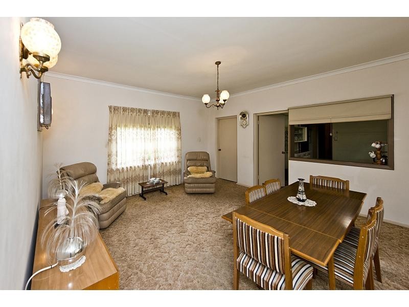 4 Dumfries Road, Floreat WA 6014