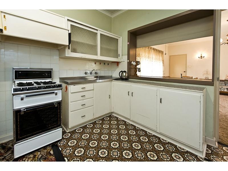 4 Dumfries Road, Floreat WA 6014