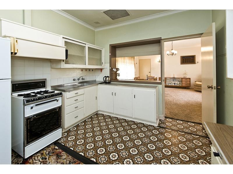 4 Dumfries Road, Floreat WA 6014